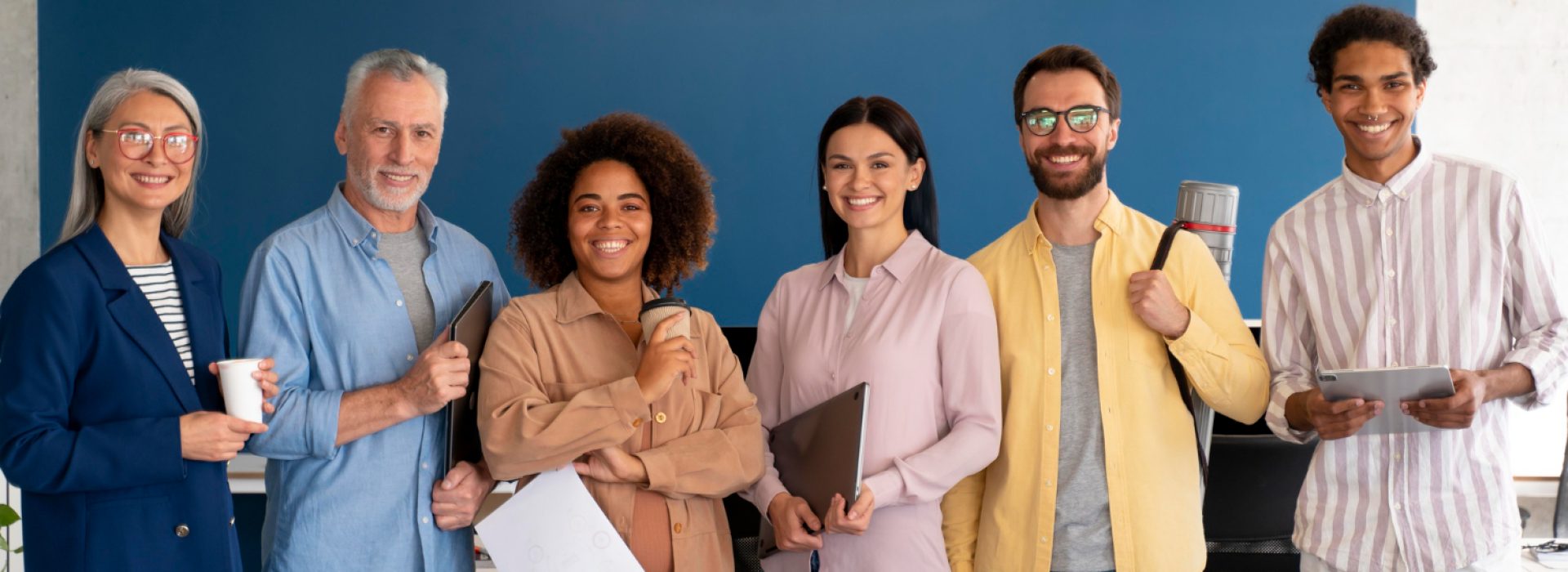 personas-que-trabajan-como-empresa-equipo personas-que-trabajan-como-empresa-equipo